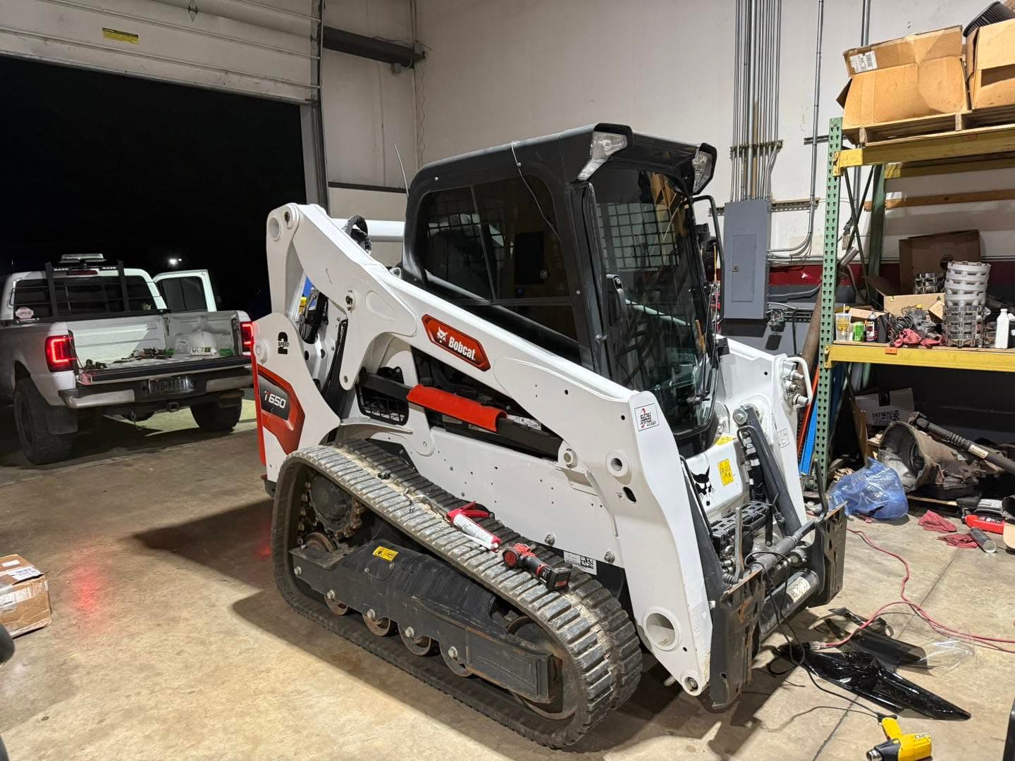 Skid loader with tinted cab glass